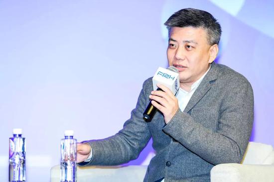 朱旭东-易居中国联合创始人、太德励拓（中国）公关传播集团董事长兼总裁、《FA财富堂》艺术杂志出品人、中国房产信息集团董事