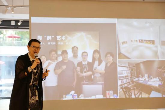 BAC中心创始人、策展人王霞博士