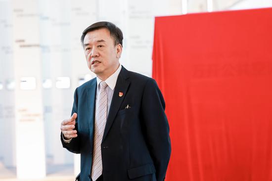 万开集团副董事长辛军先生进行开幕致辞