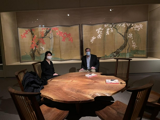 对话； 大都会博物馆策展人John Carpenter与江上越（Etsu Egami）