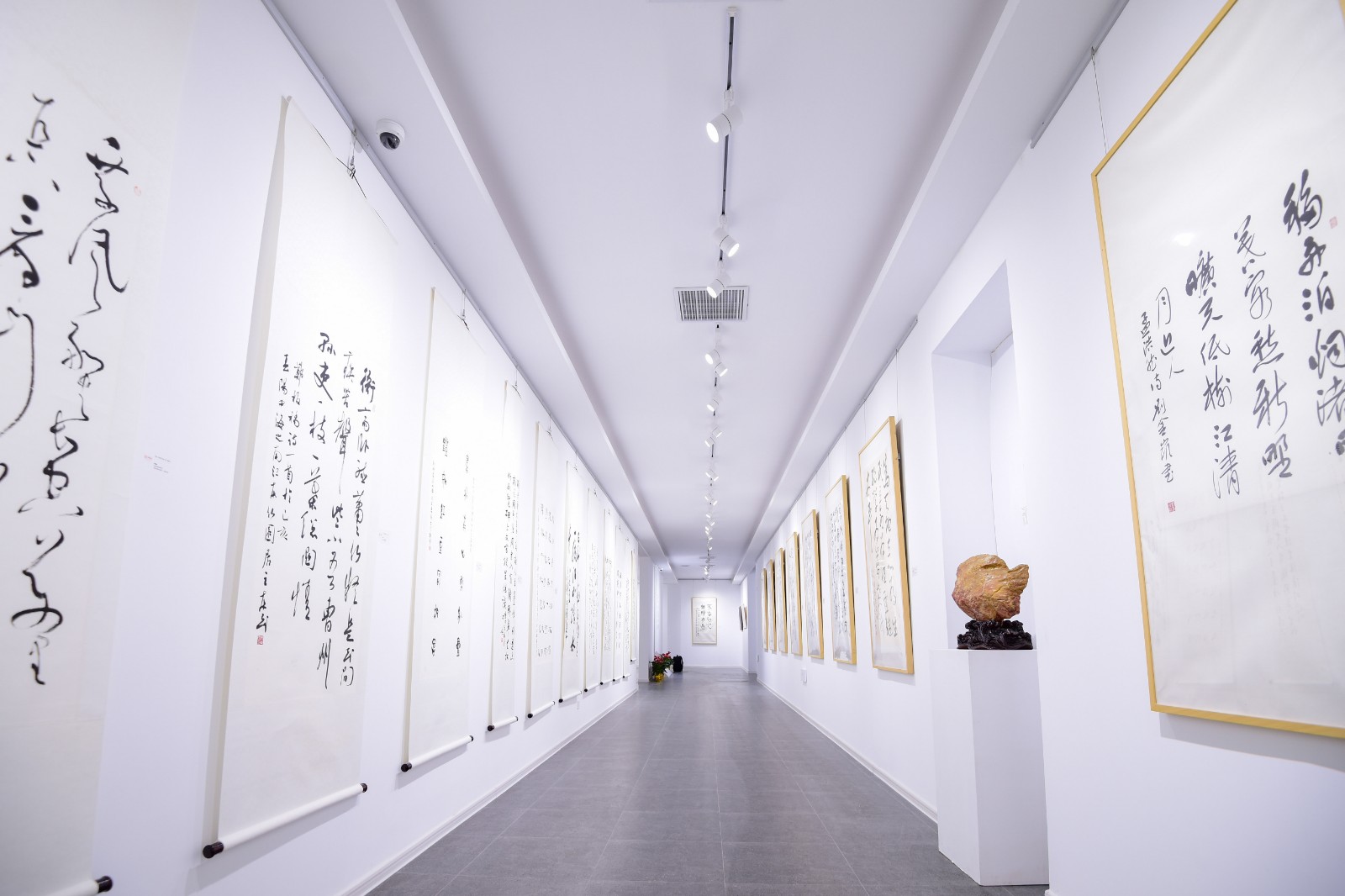 丹青国手同框,书坛巨匠云集—上海和美术馆和美开馆_张雄艺术网