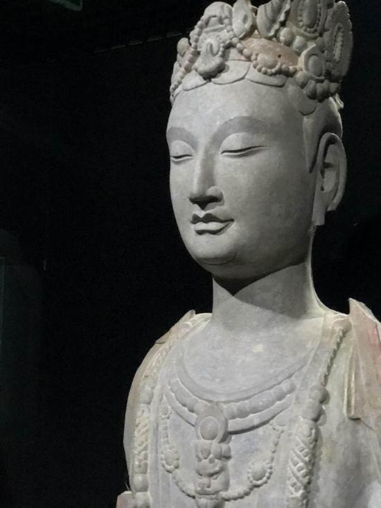 青州博物馆藏北齐菩萨像