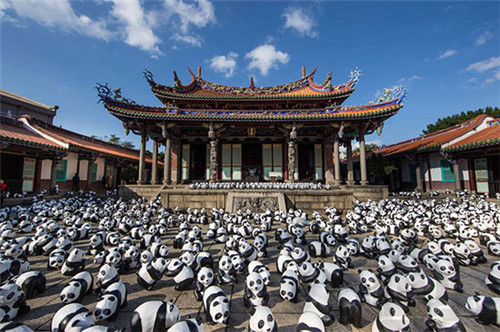 1600只纸熊猫的全球之旅