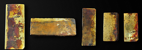 海底古老沉船打捞出27公斤黄金