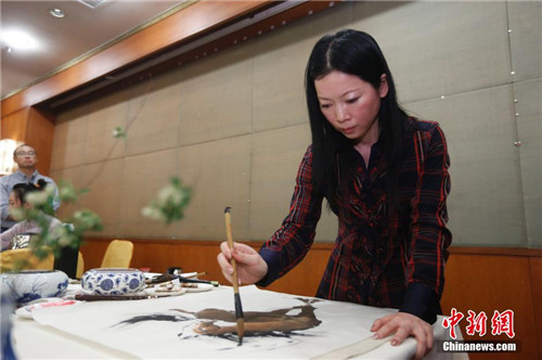 瀚海春拍旅日女画家李焱天地合一拍出170万元