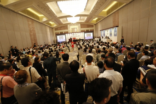 北京东正2014春拍现场