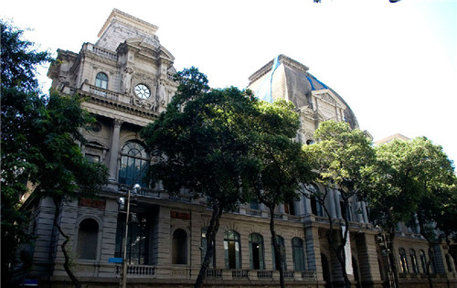 圣保罗美术馆（Sao Paulo Museum of Art）