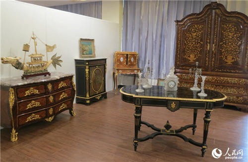 签约入驻产业园的法国古董艺术品商户已陆续开始布展