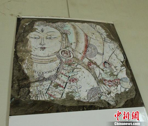新疆策勒县达玛沟镇的达玛沟古佛教遗址群，残缺壁画