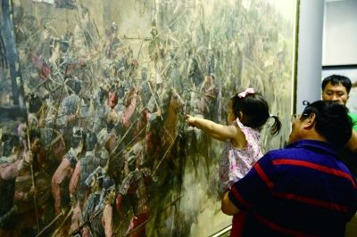 青岛市油画学会举办五年回顾大展