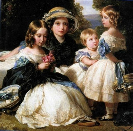 《维多利亚，爱丽丝，海伦娜，路易丝》（Victoria, alice, helena, louise）