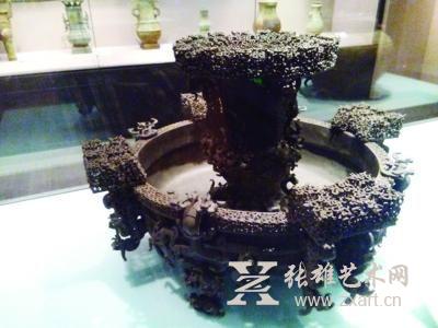 文物“尊盘”    