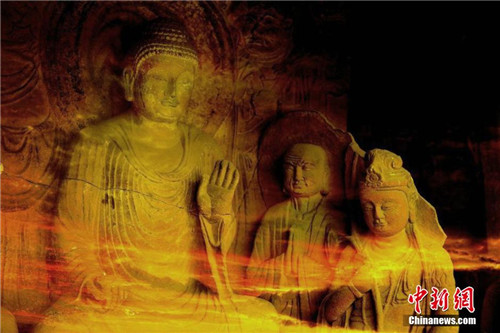 《祥云飘飘》作者：李国年