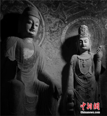 《静观》 作者：吴建荣