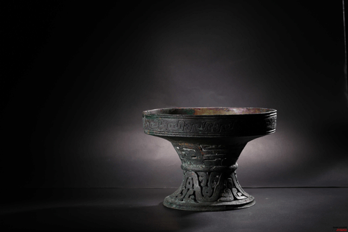 盙式香盘 H：16.8cm