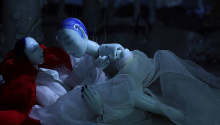 中国艺术家耿雪参展作品《海公子》, 装置, 瓷器+动画短片, 2014