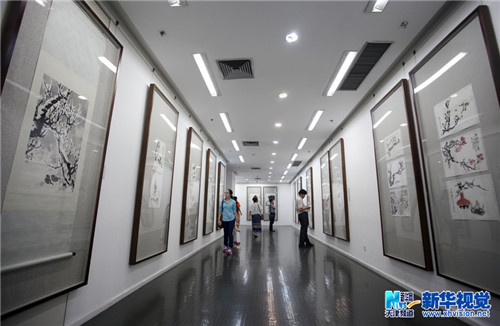 孙其峰书画作品展在天津美术学院举行