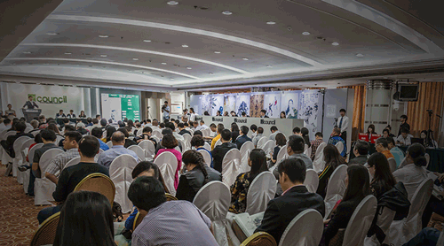 北京匡时2014年夏季艺术品拍卖会现场