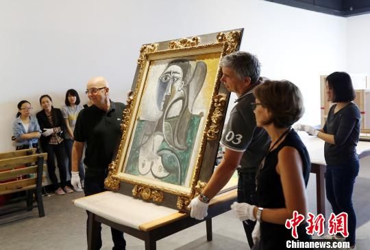 毕加索作品《坐着的女人半身像》