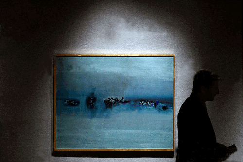 图为2014年9月15日，一幅印度艺术家盖同德珍贵画作在纽约邦瀚斯进行公开展出。图片来源：法新社/朱厄尔·萨玛德。