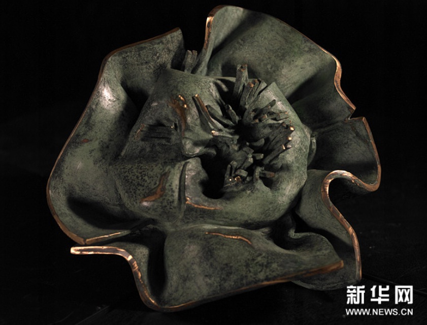 花万果 雕塑