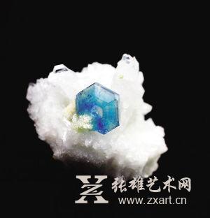 “猫矿”成国内矿物标本收藏流行门类