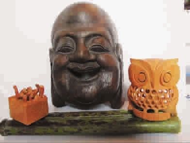   弥勒佛造像竹雕