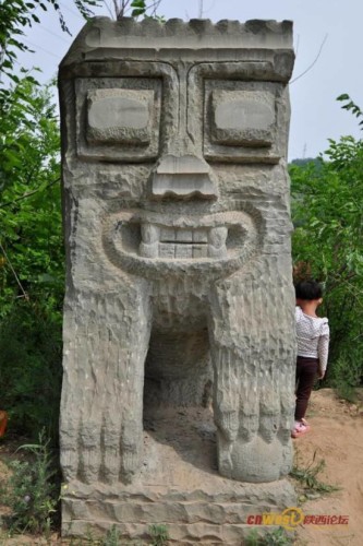 绥德石狮造型千奇百怪 妙趣横生（组图）