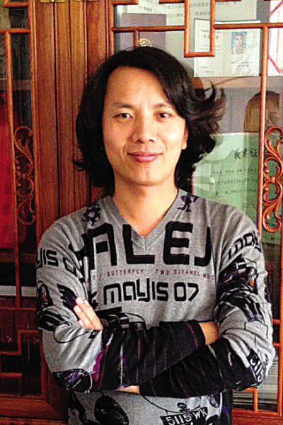   林金波 广东揭阳人 中国玉石雕刻大师