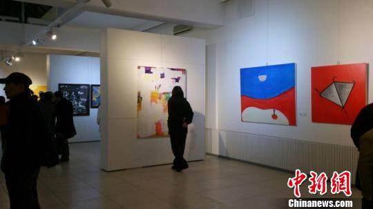     图为展会现场。　白音宝力高　摄