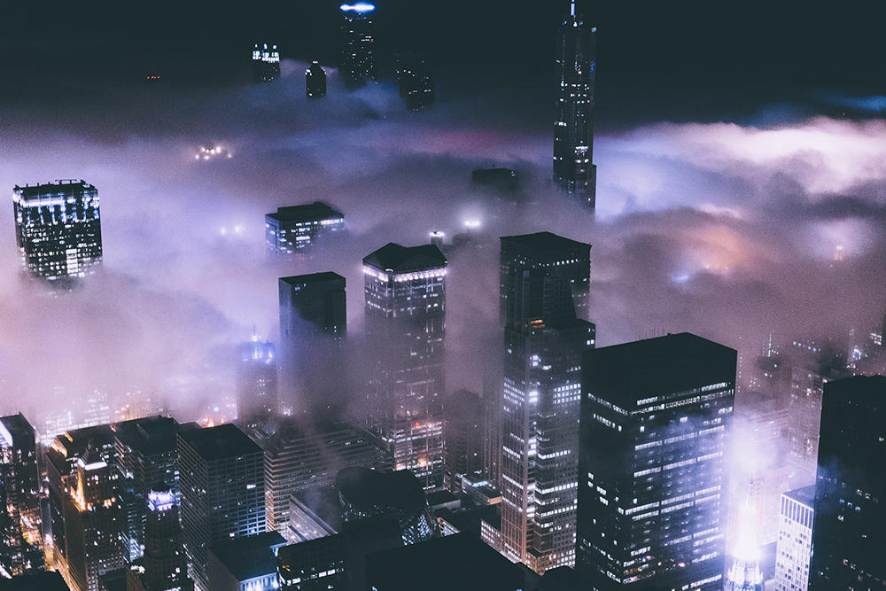 当城市遭遇云雾