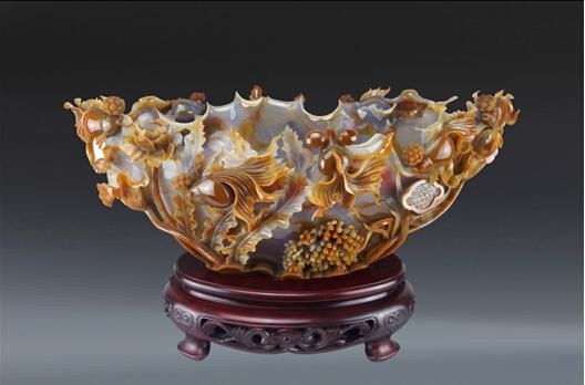 曹志涛作品 金玉满堂 玛瑙 65X26X28cm