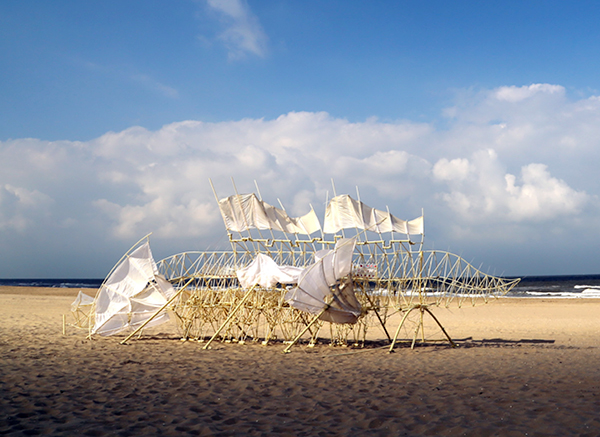   “海滩怪”(Strandbeest）