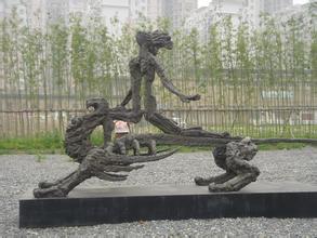 万像展个性雕塑上海举办