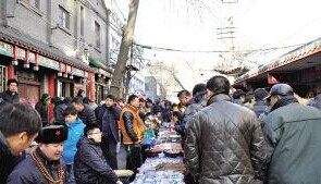 津城文玩市场收藏热大调查：“80 90”渐成主力