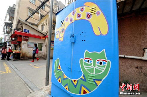 厦门顶澳仔化身猫咪文化街 萌宠涂鸦吸睛