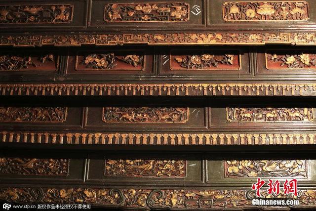 村民花费300多万元收藏1000多件明清用品（图）