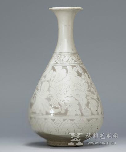 晋 磁州窑梨形玉壶春瓶  估价 600,000 –800,000港币