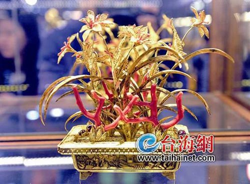  吴晓平/图