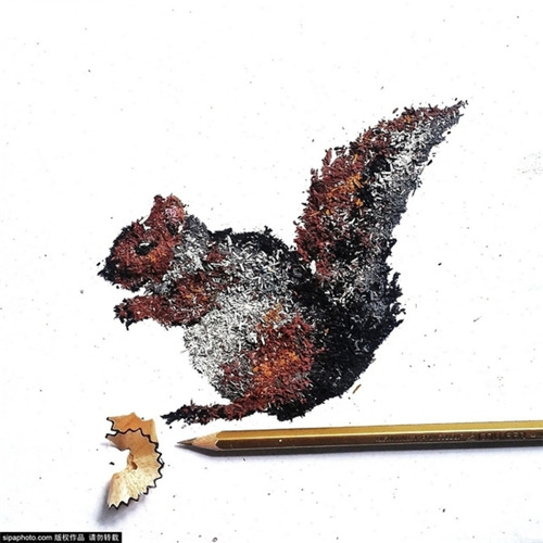 拼凑铅笔屑变艺术作品