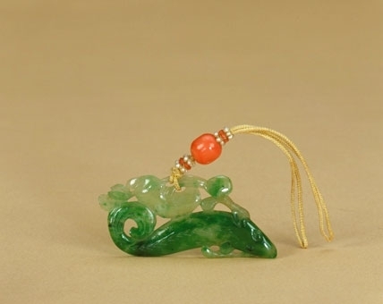 翠鱼形佩