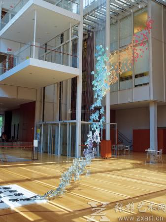 徐冰装置作品《鸟飞了》以1150万成交刷新艺术家个人作品拍卖的纪录