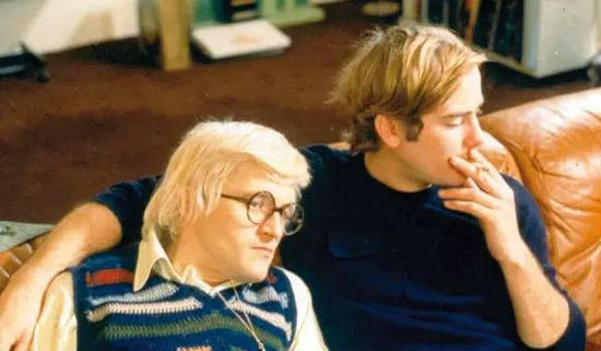 大卫·霍克尼(David Hockney)与同性爱人暨学生彼得·施莱辛格(Peter Schlesinger)