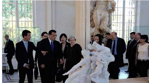 　　罗丹美术馆Museum Rodin - 2015年6月30日，李克强总理在法国总理瓦尔斯陪同下参观罗丹美术馆