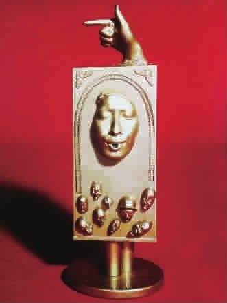 ■ 《金头》，2007，木材、石膏、聚氨酯涂料