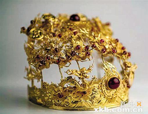 ■花丝银镀金诰命夫人凤冠