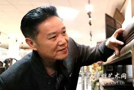   号称身家几十亿的著名收藏家卫梦强，是国宝帮偶像派大腕