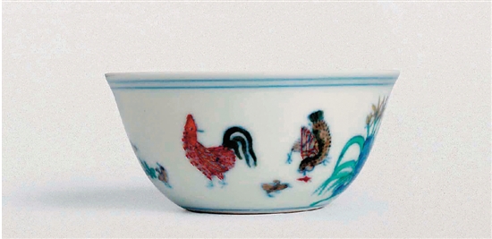  斗彩鸡缸杯 成化款 直径8.3cm 玫茵堂收藏 现为刘益谦收藏