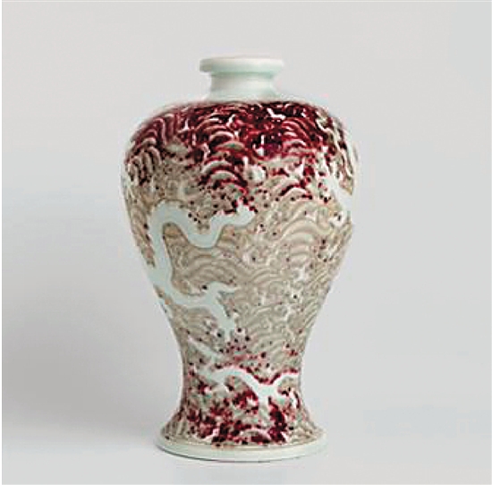 釉里红海水龙纹梅瓶 明永乐 高41.2cm 玫茵堂收藏