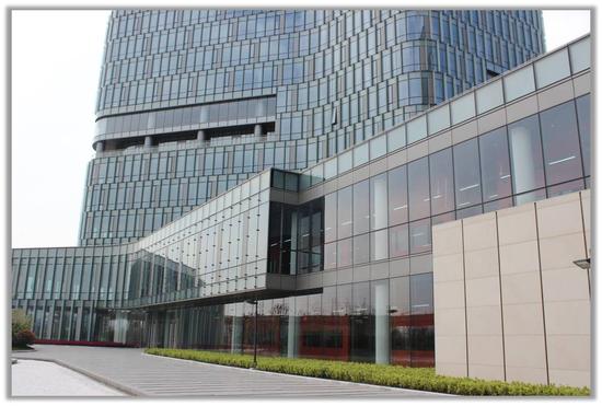 森兰国际展示交易厅外观图森兰国际展示交易厅外观图